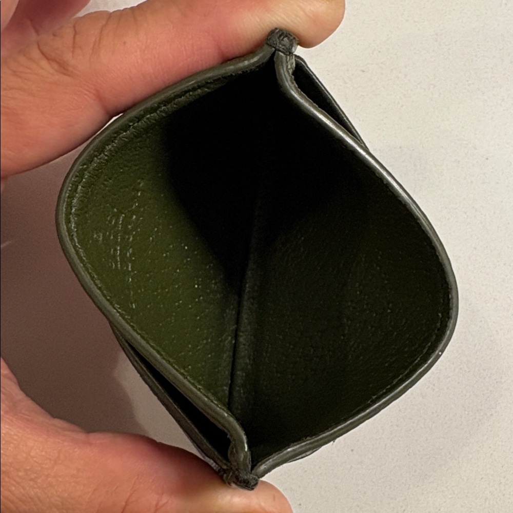 💯 authentic Gucci Olive Leather GG Supreme Monogram Bi-Color Card Holder Black - Picture 7 of 12